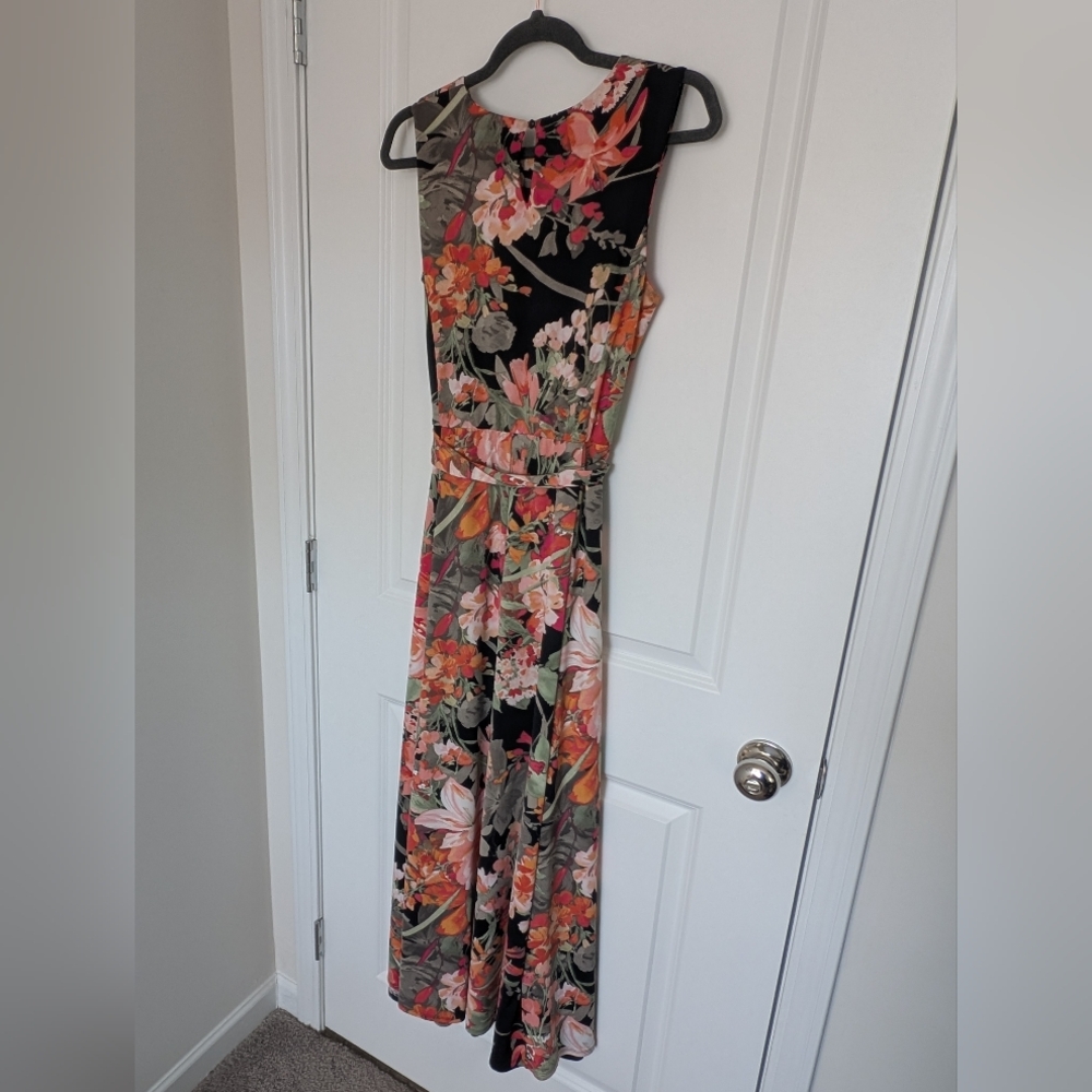 Shelby & Palmer Women's Size 12 Black/Multi Floral Maxi Dress - Picture 2 of 12